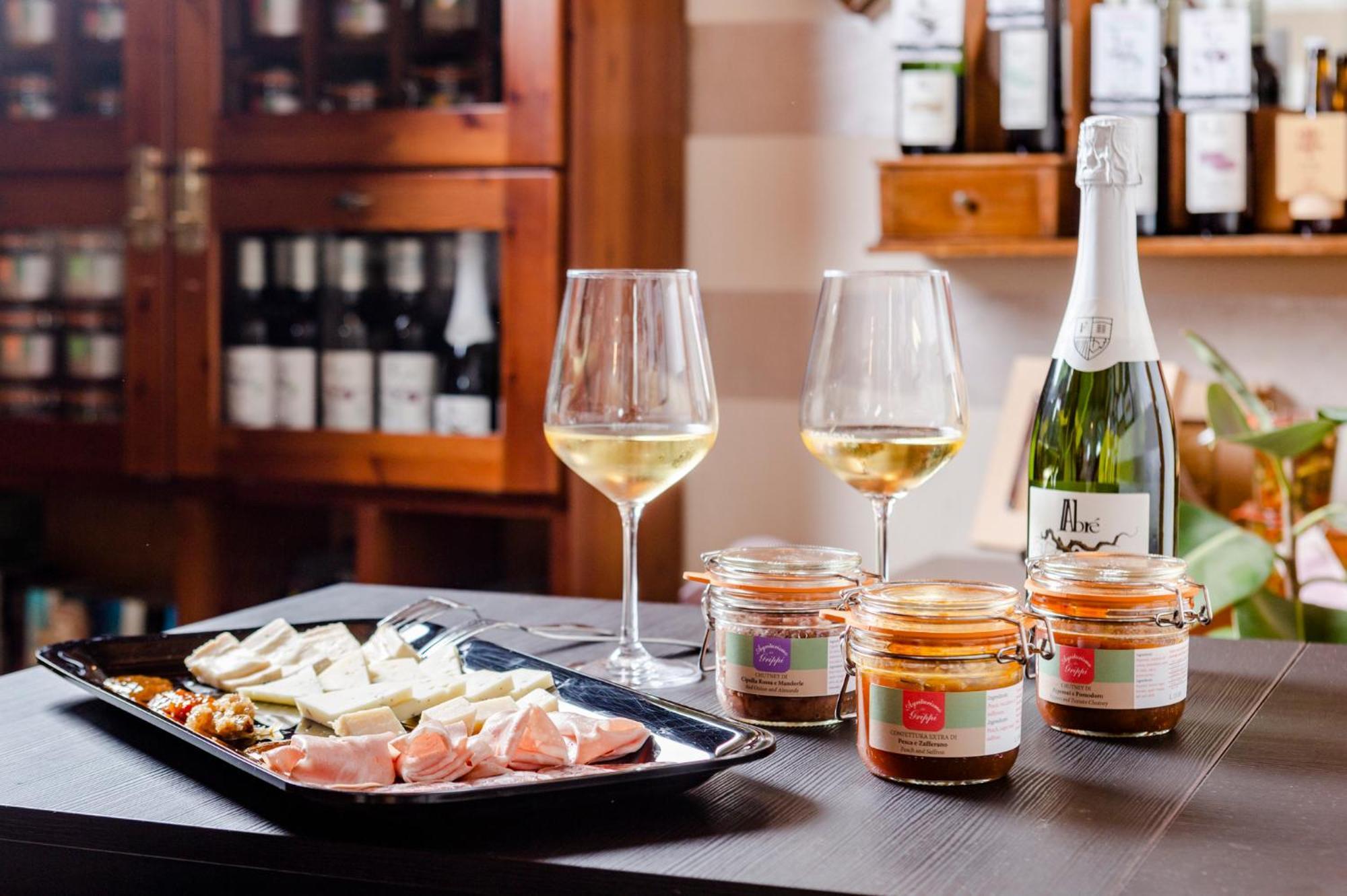 Agriturismo Dei Grippi Sona Eksteriør bilde