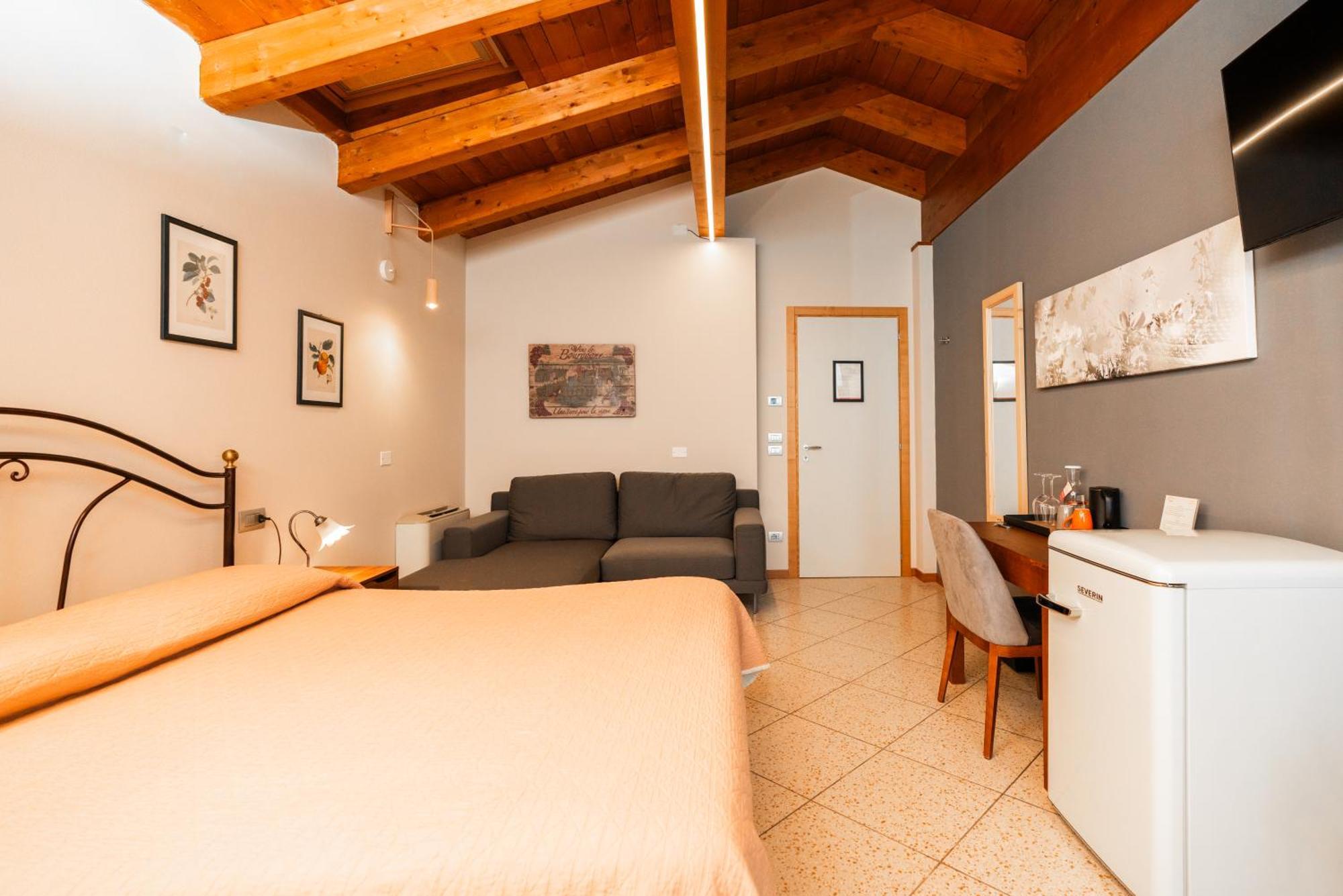 Agriturismo Dei Grippi Sona Eksteriør bilde