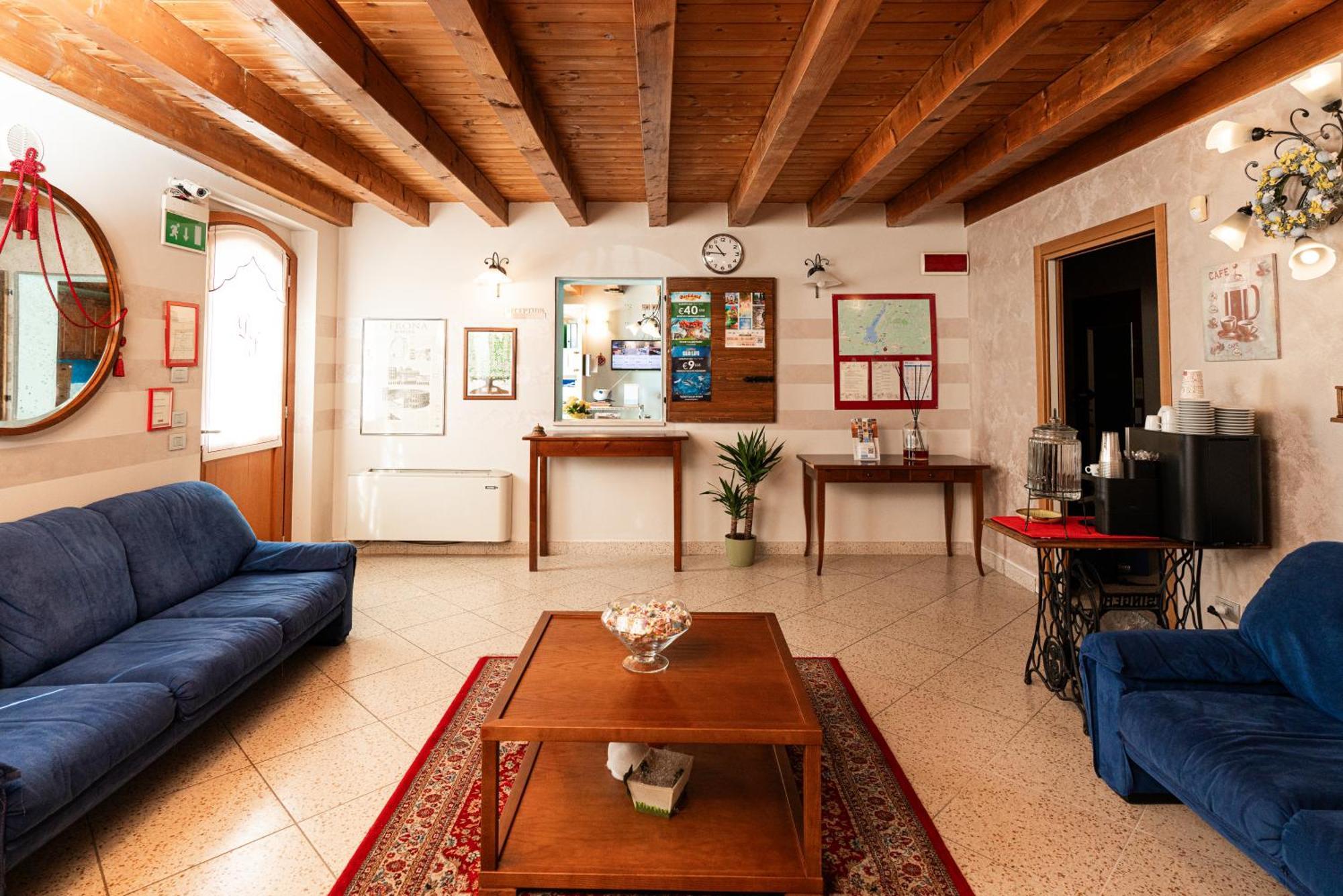 Agriturismo Dei Grippi Sona Eksteriør bilde
