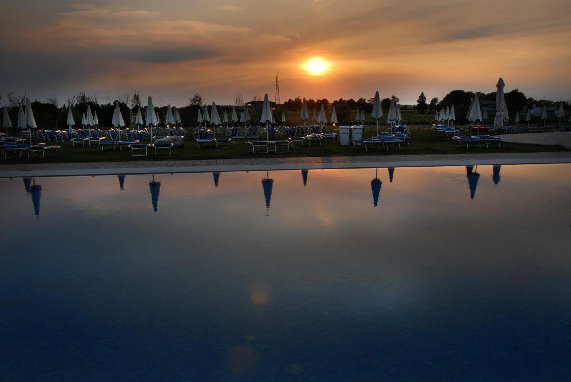 Agriturismo Dei Grippi Sona Eksteriør bilde